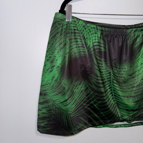 Swim Skirt With Green Palm Print & Built-In Briefs  Size 14  New With Tags - Picture 3 of 6
